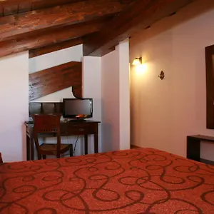 Gasthof La Casa Vieja, Maturana