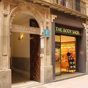hostal-fina.topbarcelonahotels.com/